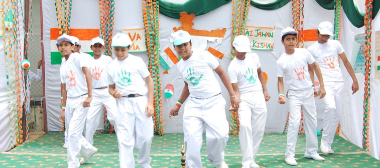 Some song and dance for to give life to the occasion
